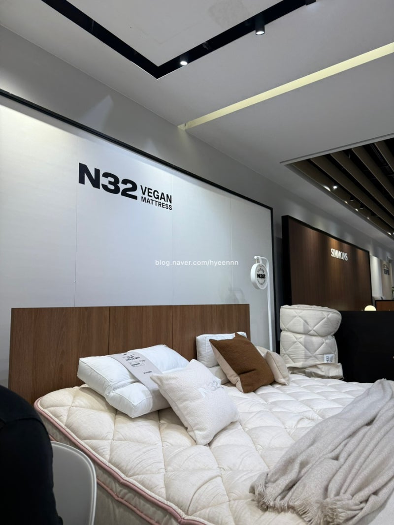 [시몬스 N32]모션 베드 후기 (라지킹 사이즈)