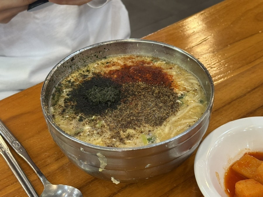 베테랑칼국수 신시가지점 사진 4
