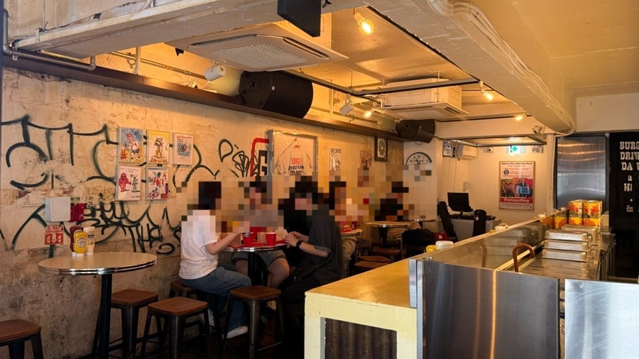 스니커즈버거클럽 사진 5