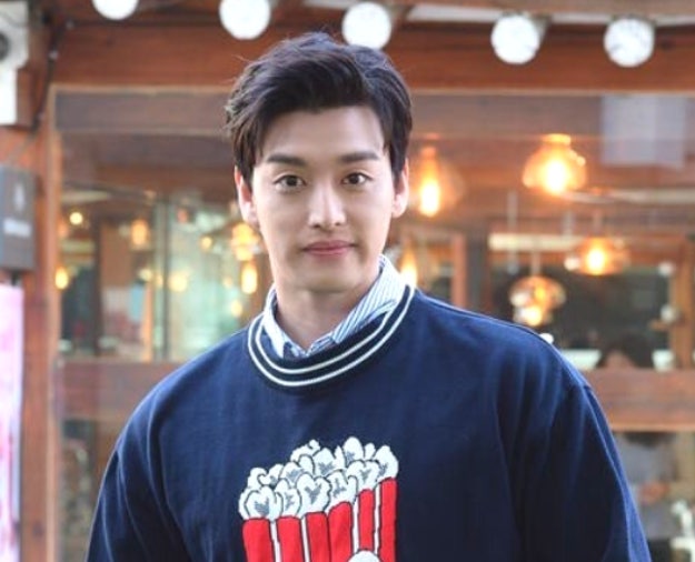 유키스 일라이 재혼 근황 총정리! 얼굴이 확 폈다는 이유, 팔뚝까지 달라진 최근 모습