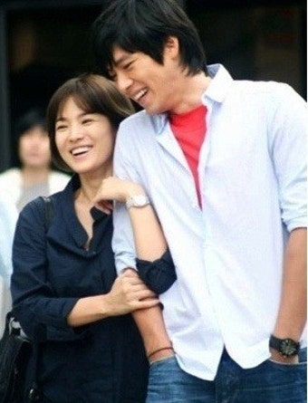 Hyun Bin's Dating History: From Hwang Ji-hyun, Song Hye-kyo, Kang So-ra, to Settling Down with Son Ye-jin