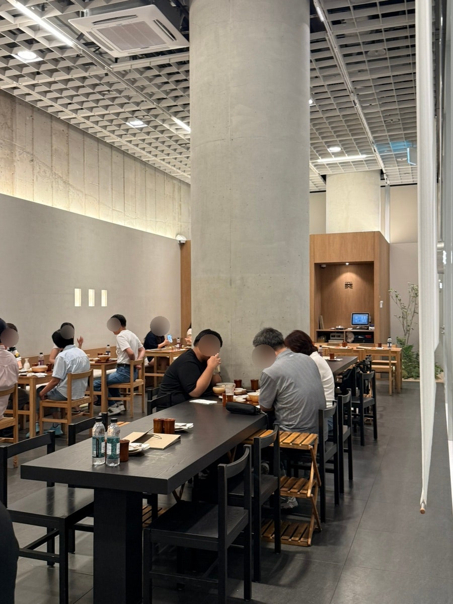 진작다이닝 용산점 사진 2