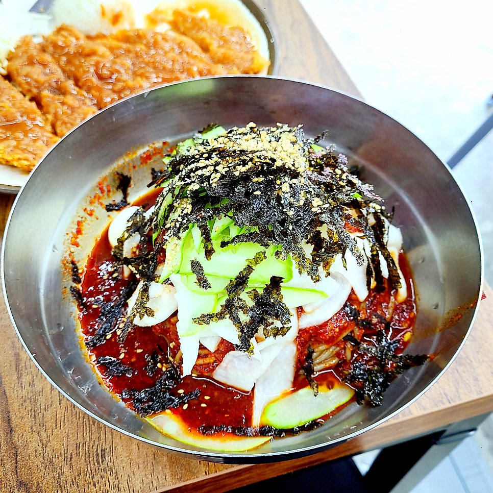 메밀고개 시골막국수 본점 사진 3