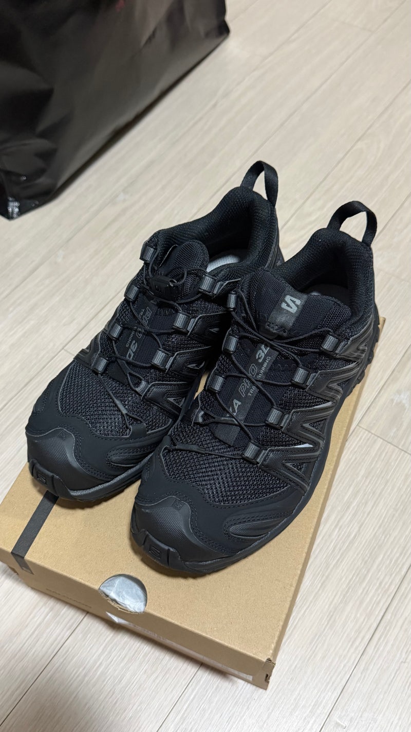 기장 프리미엄 신세계 아울렛 살로몬 운동화 후기! XA PRO 3D 구매