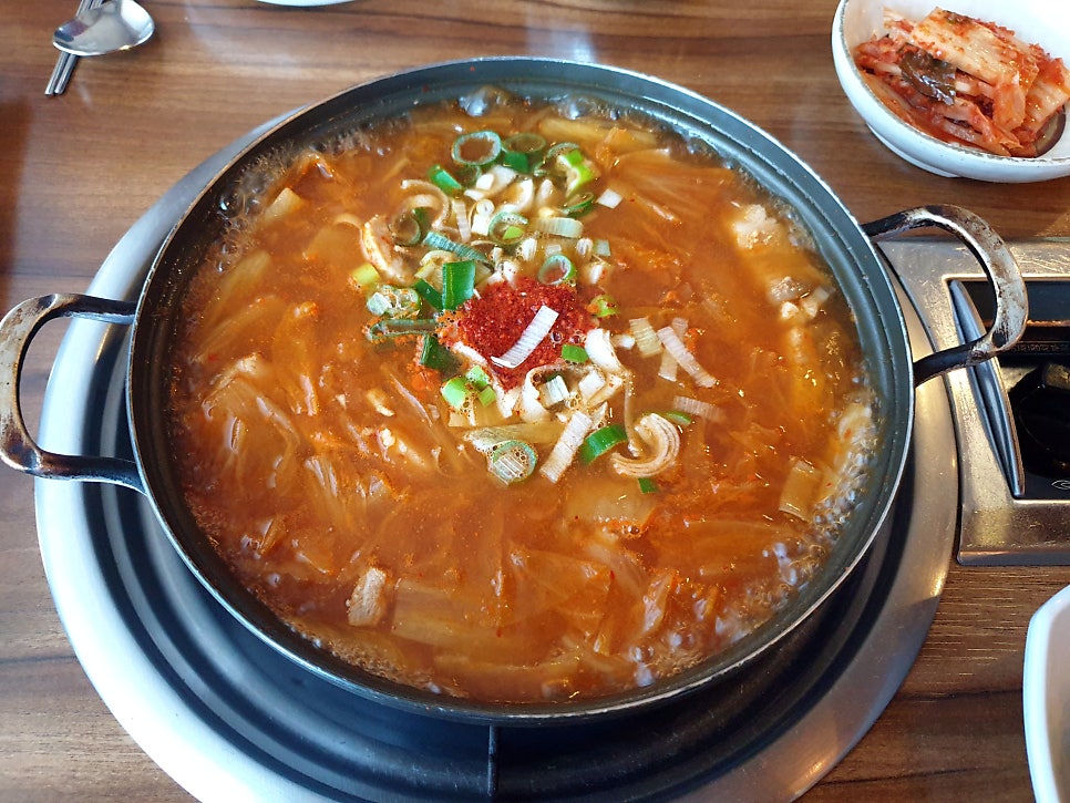 수레터김치찌개 사진 3