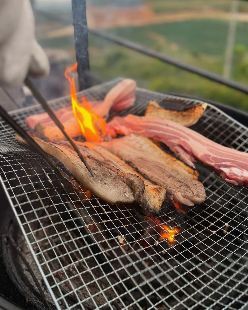 휴 사진 2