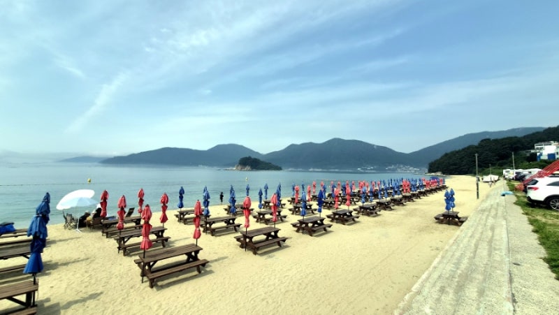 구조라 해수욕장 평상, 주차, 파라솔, 물온도