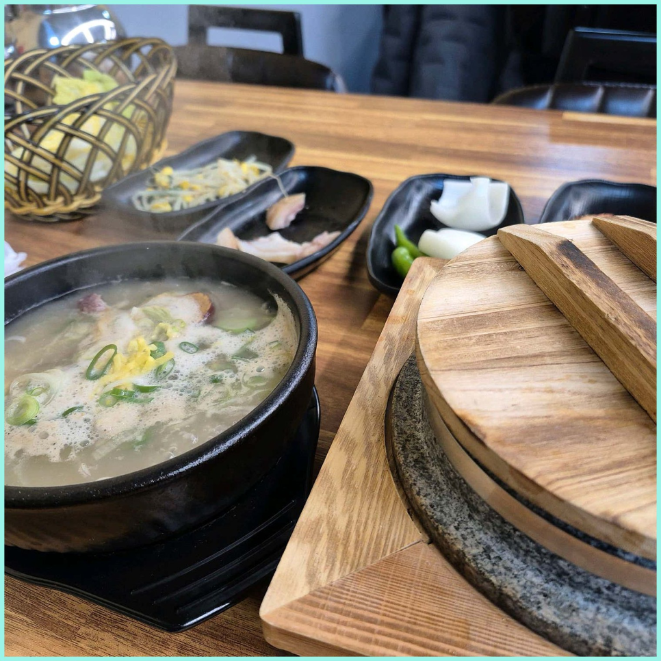 우메기돌솥국밥 사진 3