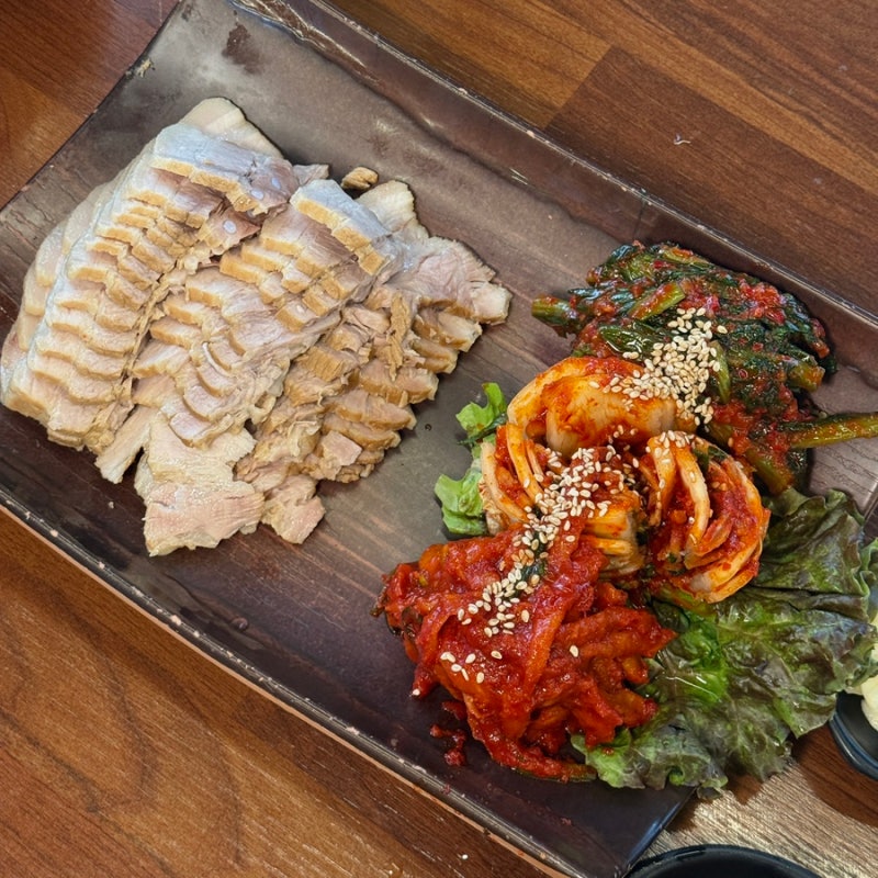 일산 대화역 맛집 추천 고기 잡내없는 꽃피우는 기와보쌈 일산본점 재방문 후기