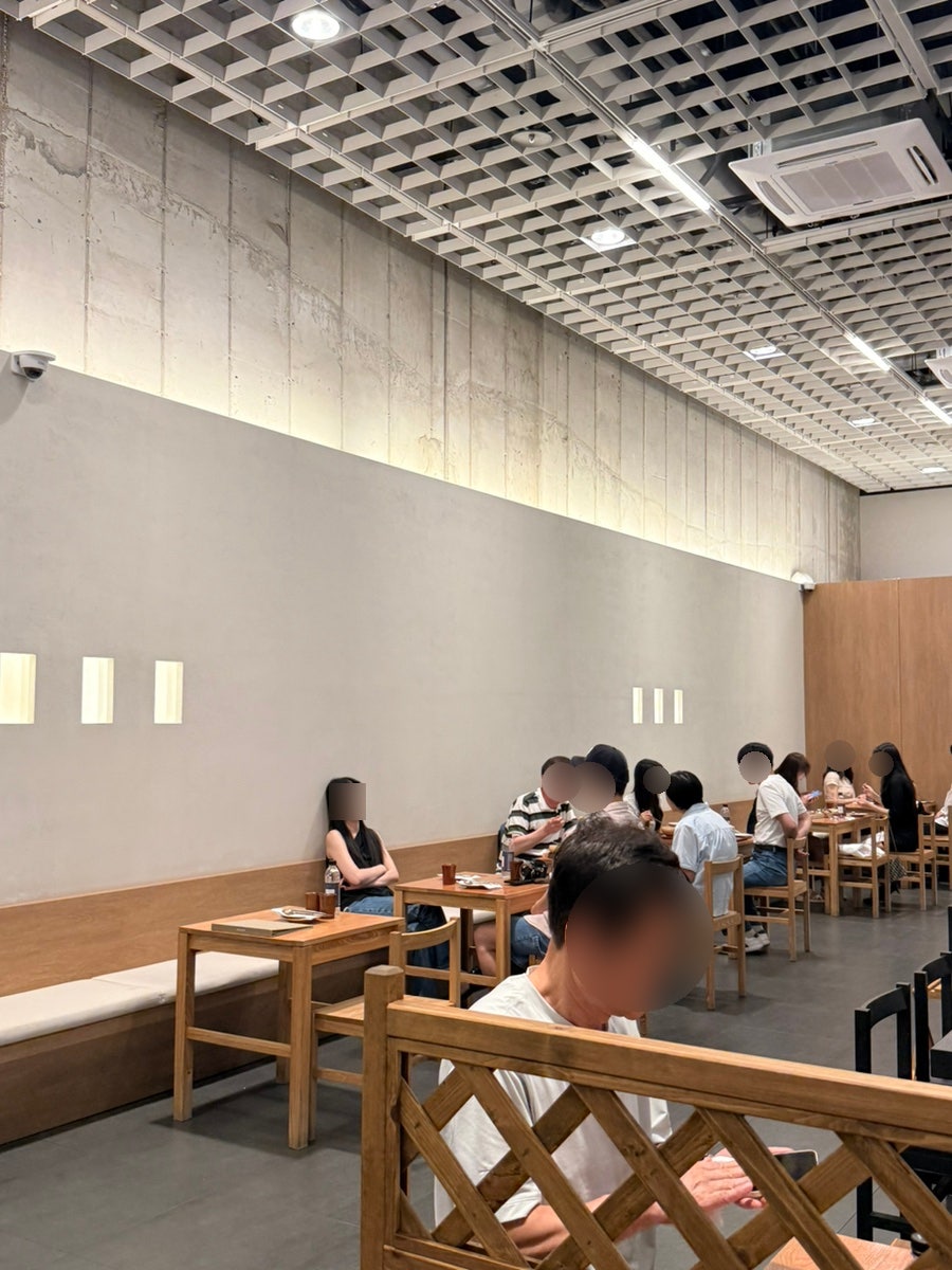 진작다이닝 용산점 사진 3