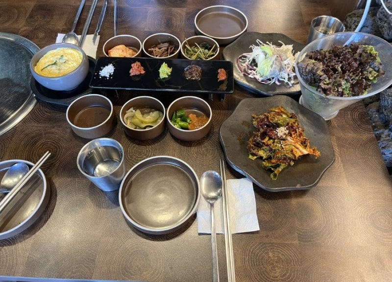 [제주] 숯불구이 흑돼지고기 '풍화로'(김녕해수욕장)