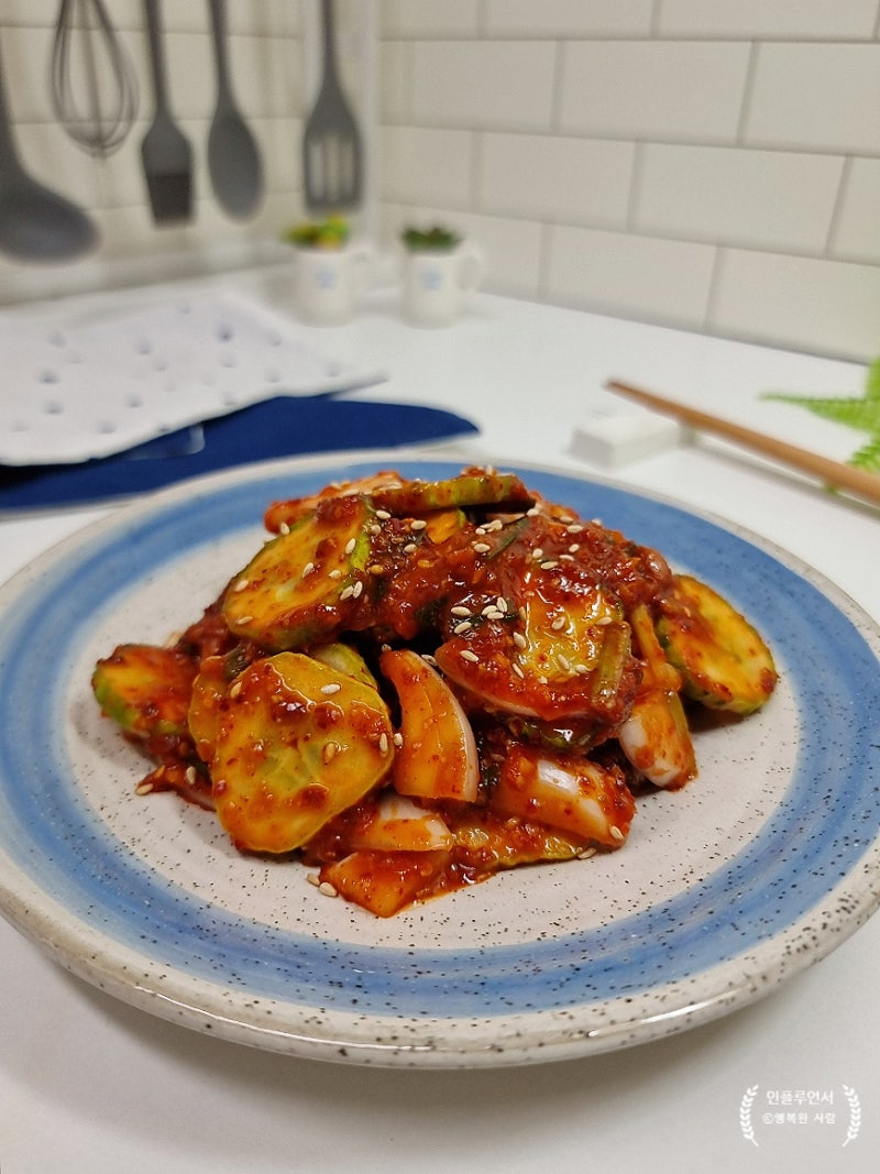 간단한 오이무침 레시피, 새콤달콤 초고추장 양념 아삭한 오이 여름 반찬