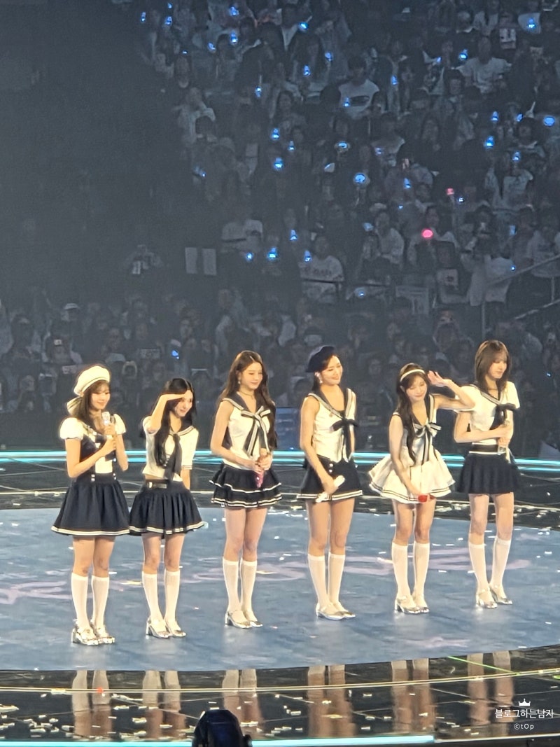 아이브 콘서트 가격 예매 굿즈 팬콘서트 후기 아이돌 콘서트 첫관람 후기 인스파이어 아레나....