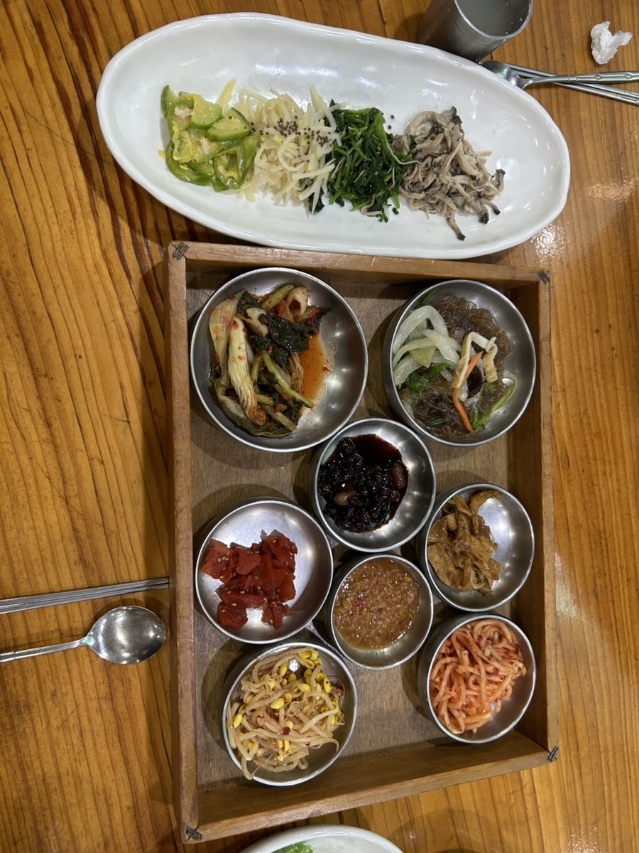 옹기보리밥곤지곤지 앞산점 사진 2