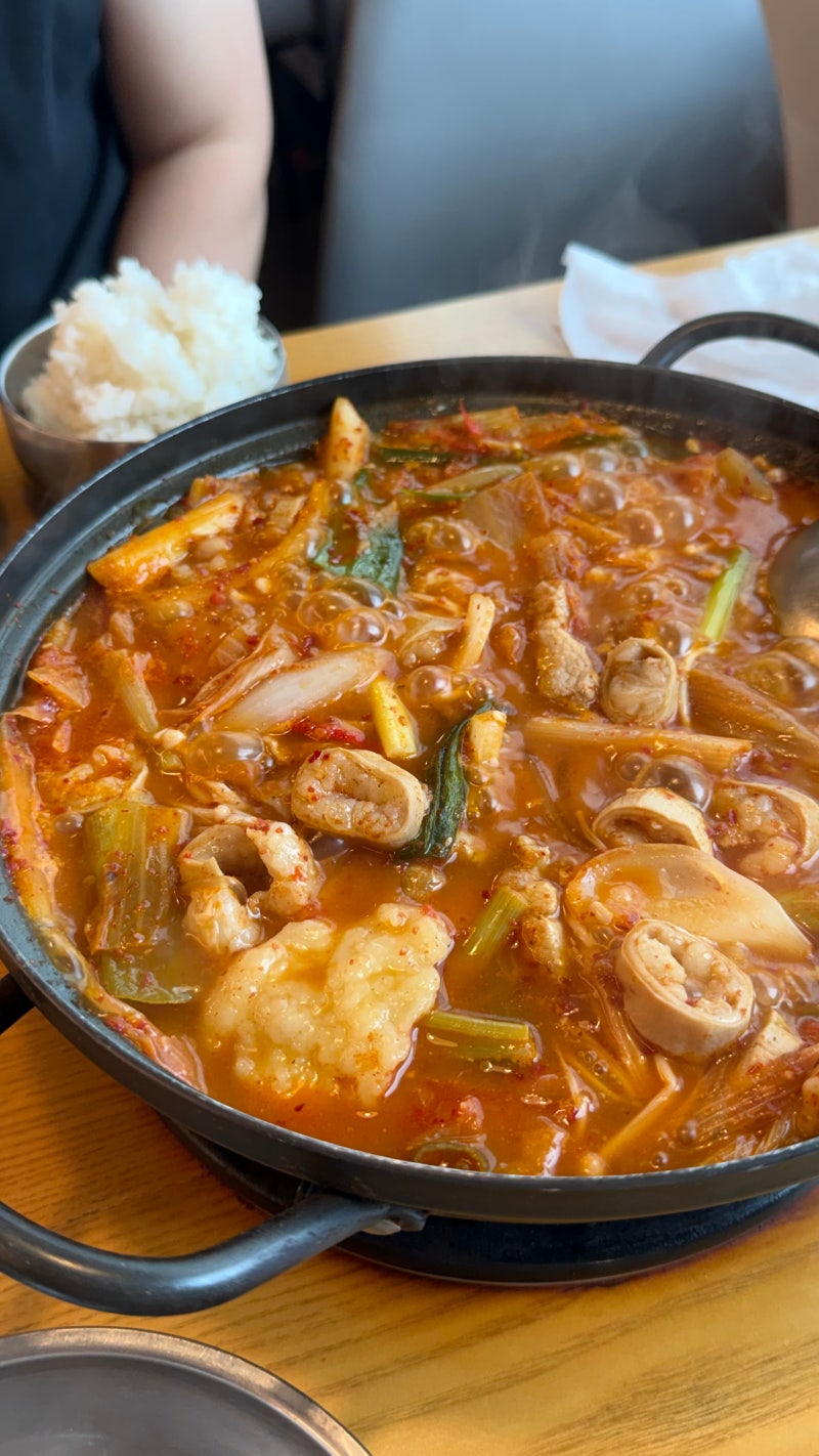 대구 명덕역 김치찌개 맛집, 228일 숙성 김치 먹고왔어요!