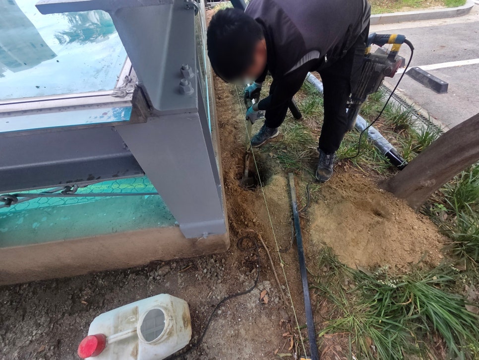 충남 아산휀스 탕정 아파트 화단 목재 펜스 설치