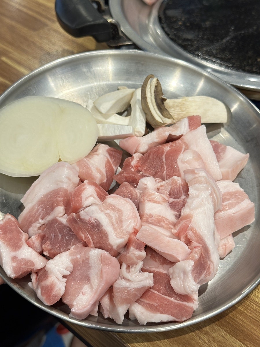 청룡식당 사진 1