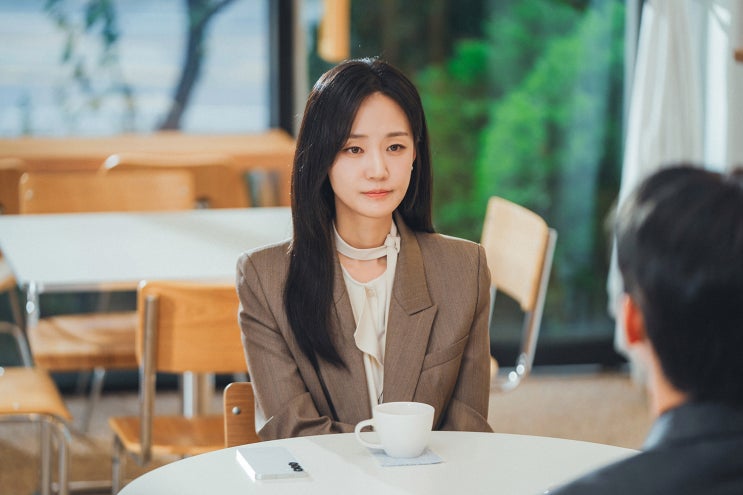 <<b>내일도 출근</b>!> 박예영이 품은 10년 전 결혼의 비밀…이혼... 