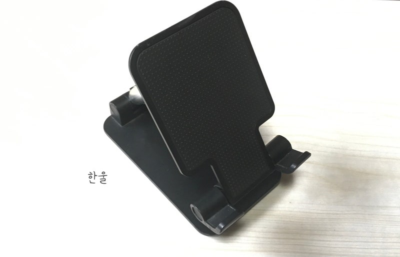 부서진 노트북 힌지, 단돈 5,000원짜리 스마트폰 거치대로 대체하기