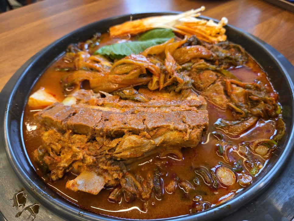 청년감자탕순대국 충주연수점 사진 5