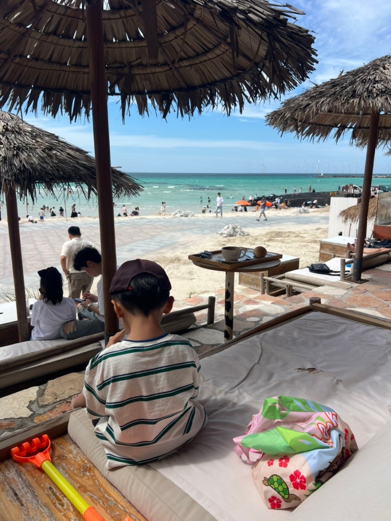 제주도 오션뷰 카페 협재해수욕장 호텔샌드 카페 바다 뷰 카페 추천