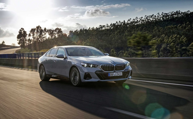 BMW 5시리즈 라인업 총정리, 520i부터 i5까지