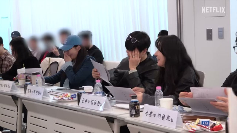맨 끝줄 소년 김윤진 근황, 안은주가 흔드는 관계의 균열