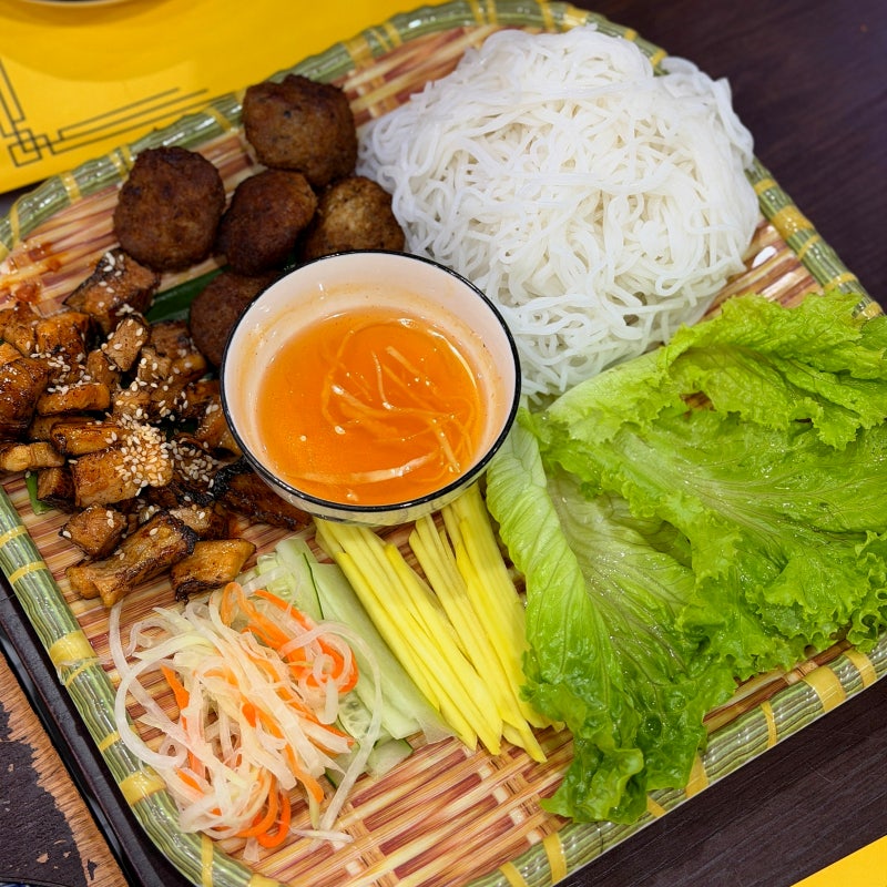 나트랑 깜란 맛집 엠어이, 공항 근처 마지막 식사부터 동호마트·바리바리 쇼핑까지 완벽 코....