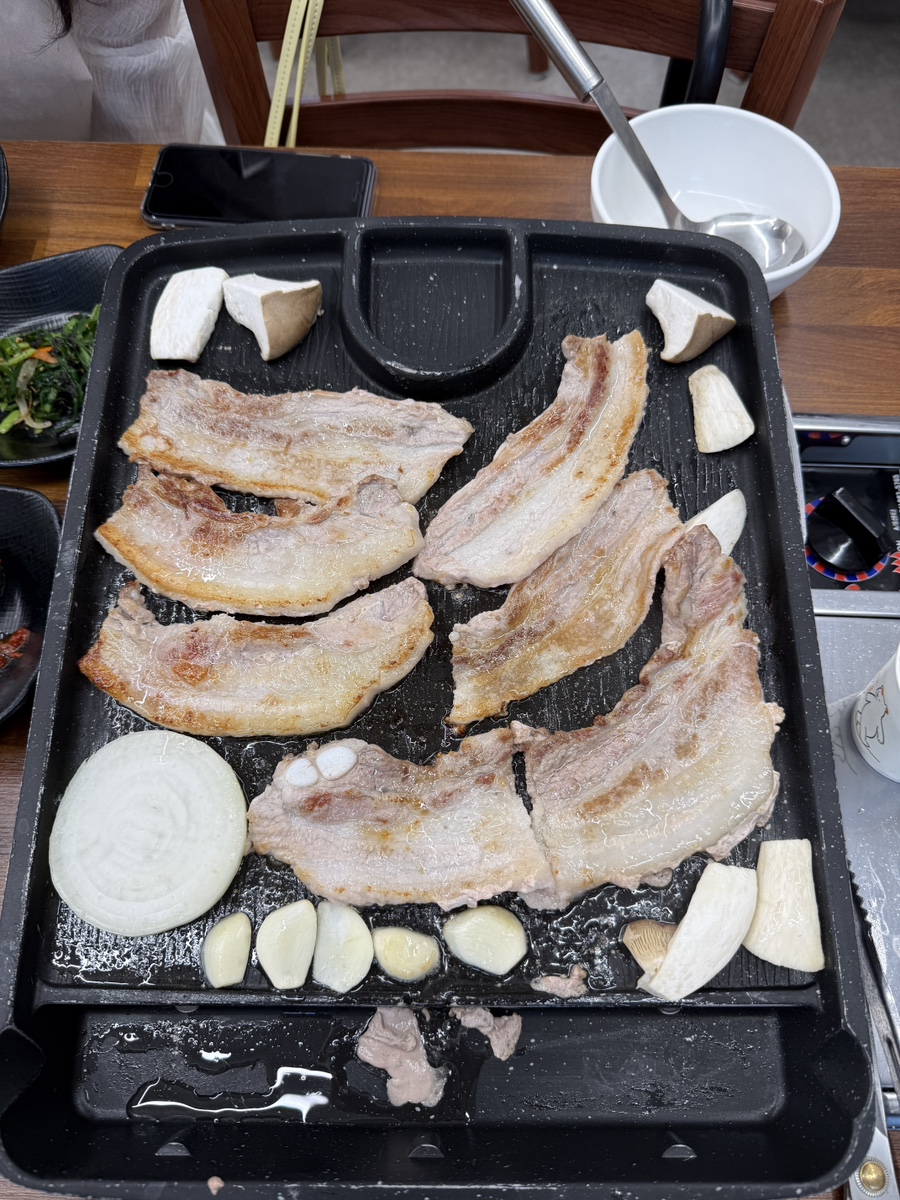 엄가네시골집24시얼큰한뼈해장국 사진 4