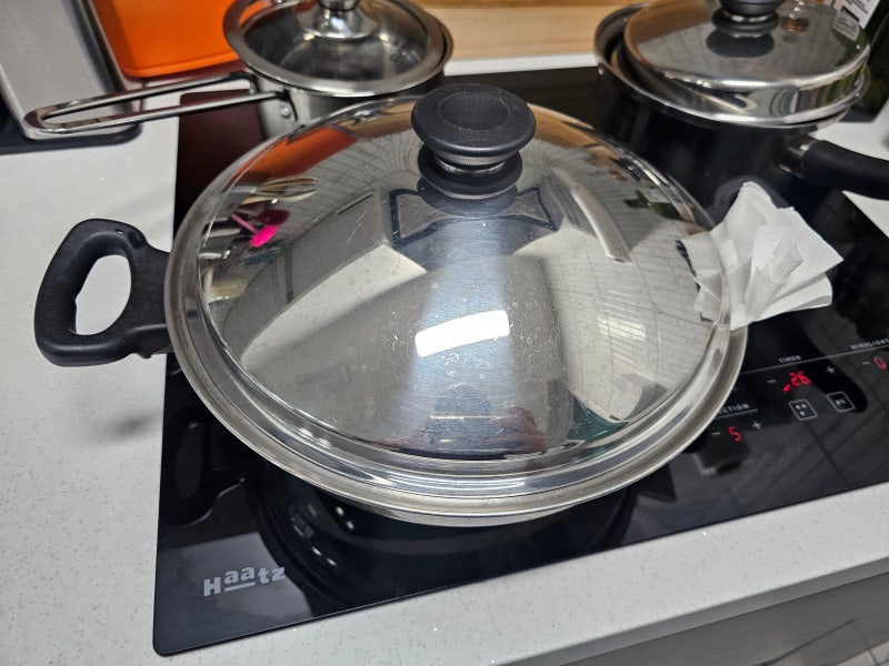 암웨이 인덕션 냄비 8년 사용 후기 밀폐력 좋은 찜용 스테인리스 냄비 인덕션 가스레인지 겸....