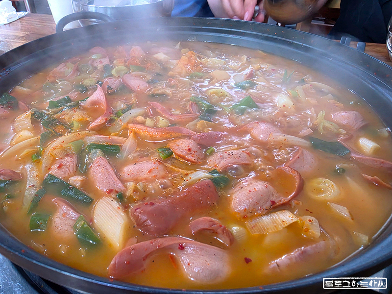 Ttaenginejipbudaejjigae photo 6