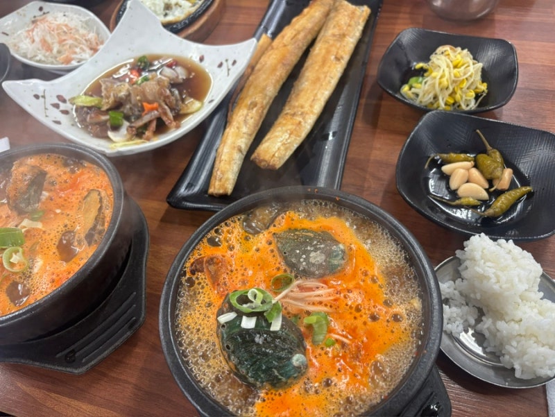 [공항뚝배기 제주공항본점] 제주공항근처 아침식사 가능한 해물뚝배기&갈치구이 맛집