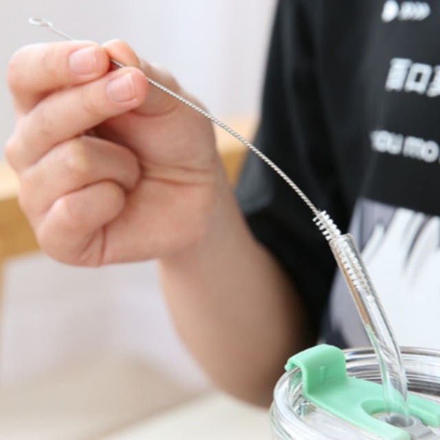 스탠리 텀블러 빨대 속 그 검은 때, 얇은 빨대솔 하나로 끝났어요