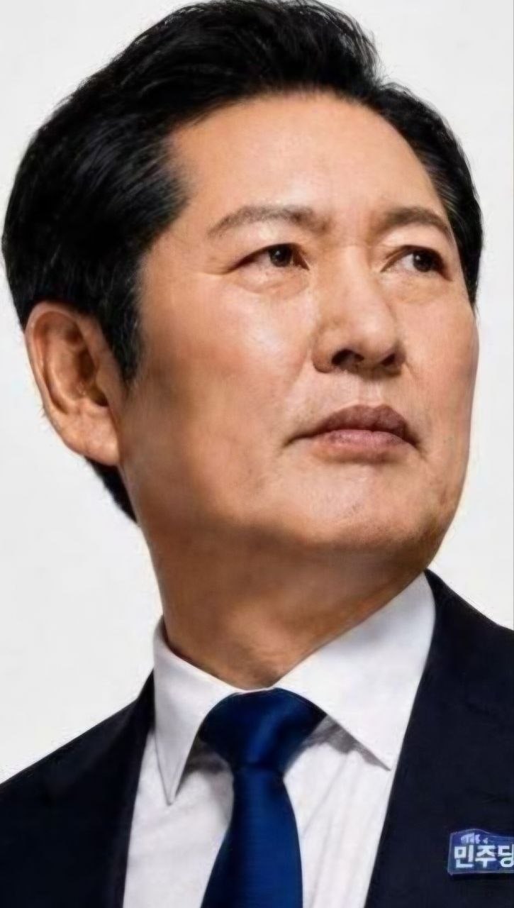 우리는 정청래 더불어<b>민주당 당대표 후보</b>를 지지한다