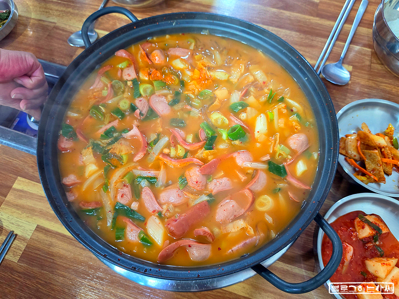 Ttaenginejipbudaejjigae photo 5
