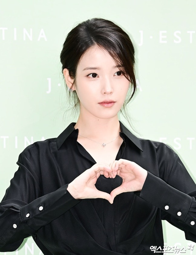 아이유, 이관개방증으로 활동 중단…9월 고양 콘서트·정규 6집 일정 조정