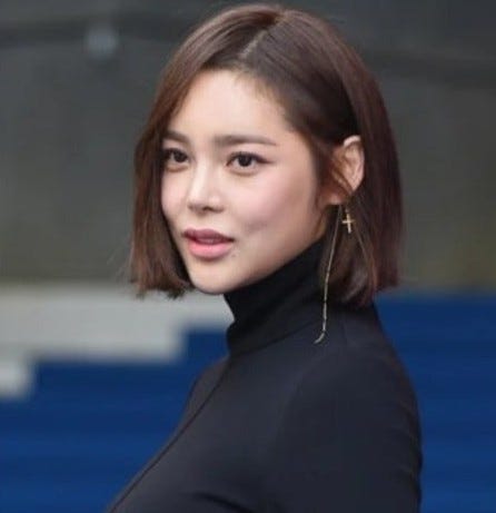 박시연, 오랜 공백 속 근황 공개…스키니 패션과 변함없는 분위기