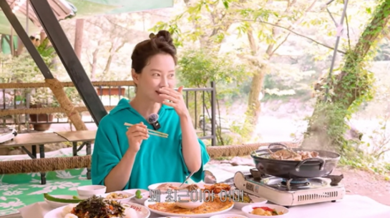 "제발 그 집게핀 좀 버려주세요" 런닝맨 송지효, 또 터진 스타일리스트 폭발 사건의 전말