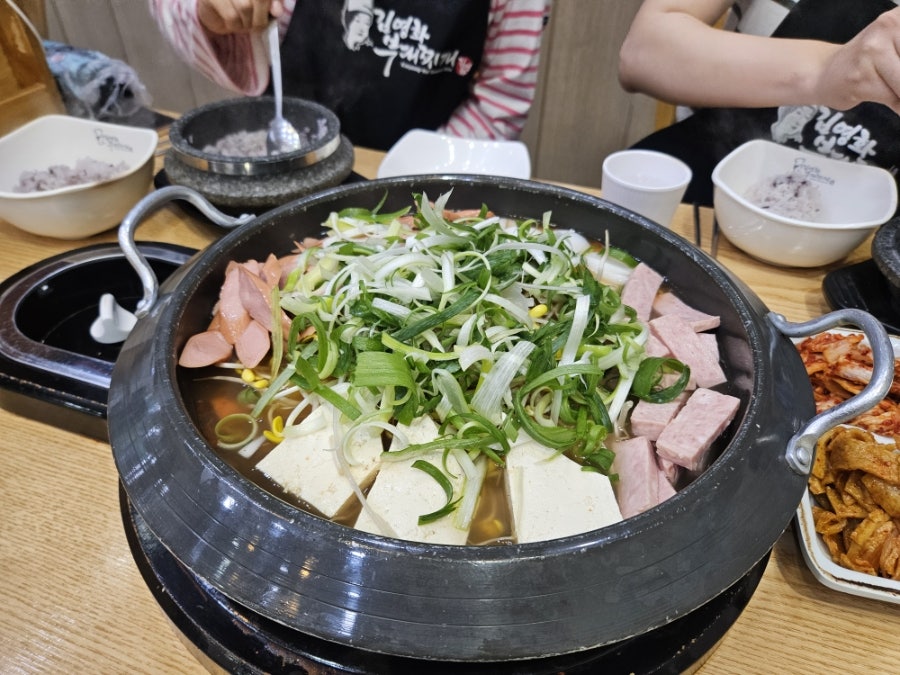 김영화부대찌개 본점 사진 6