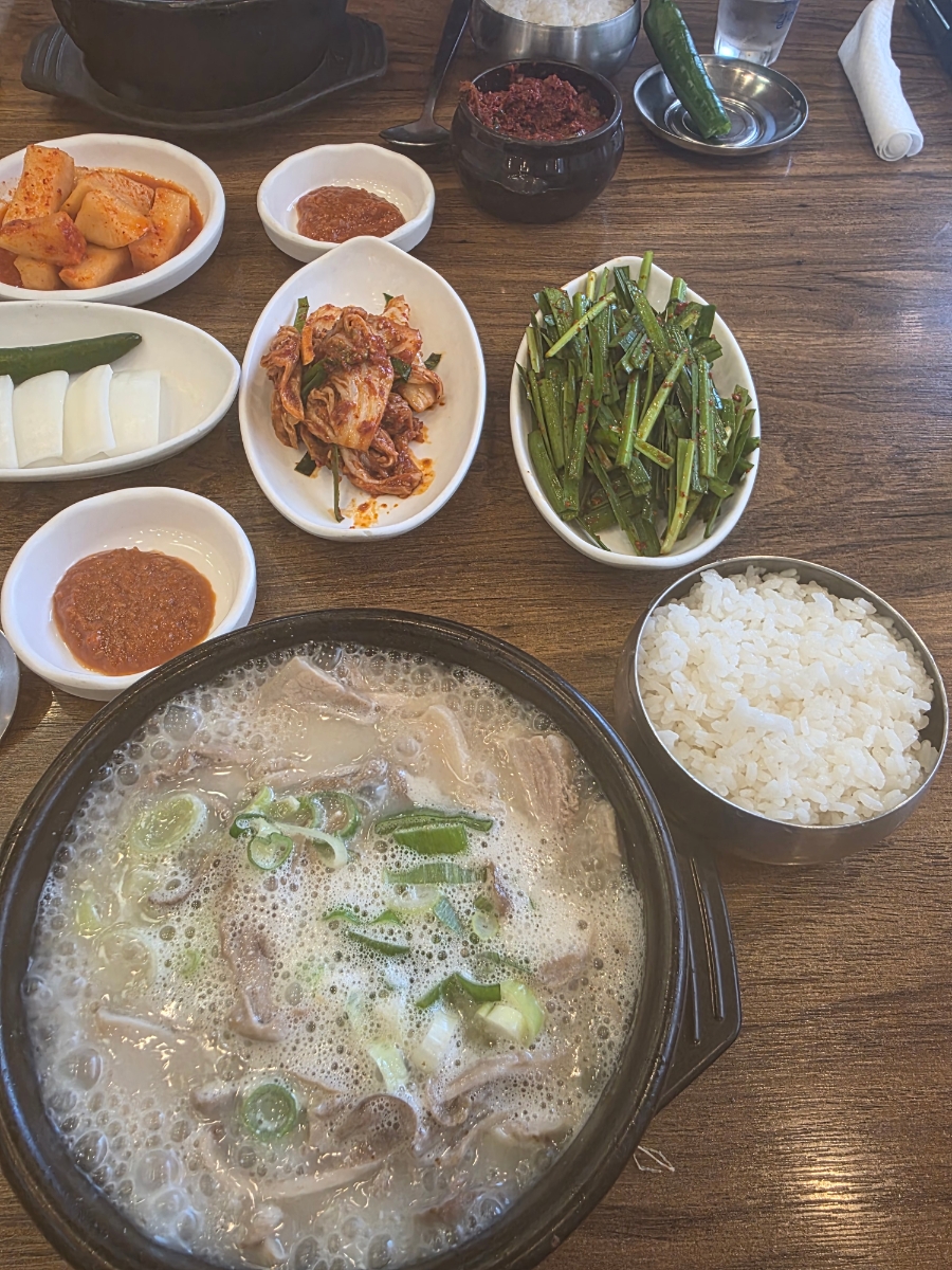시골한방돼지국밥 엄궁본점 사진 4