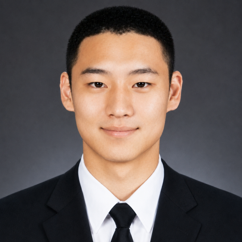 "고려대 다니다가 결국 고졸이 됐는데.." 알고 보니 억대 관객 동원하는 40세 배우 이제훈의 ....