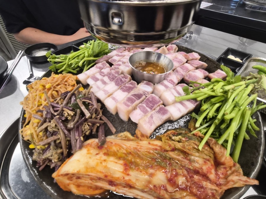 할매솥뚜껑삼겹살 검단왕길점 사진 5