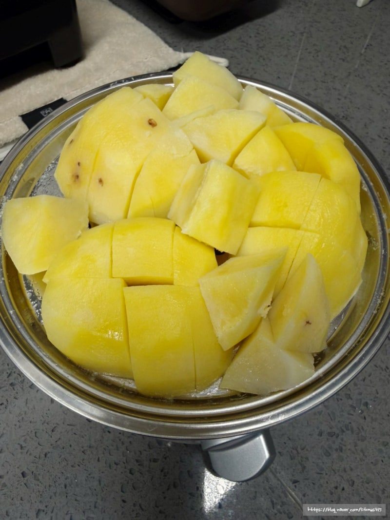 카스테라 같은 홍감자 찌는법 맛있는 감자요리 추천, 삶는법부터 감자샐러드까지