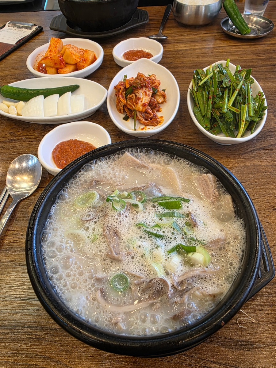 시골한방돼지국밥 엄궁본점 사진 5