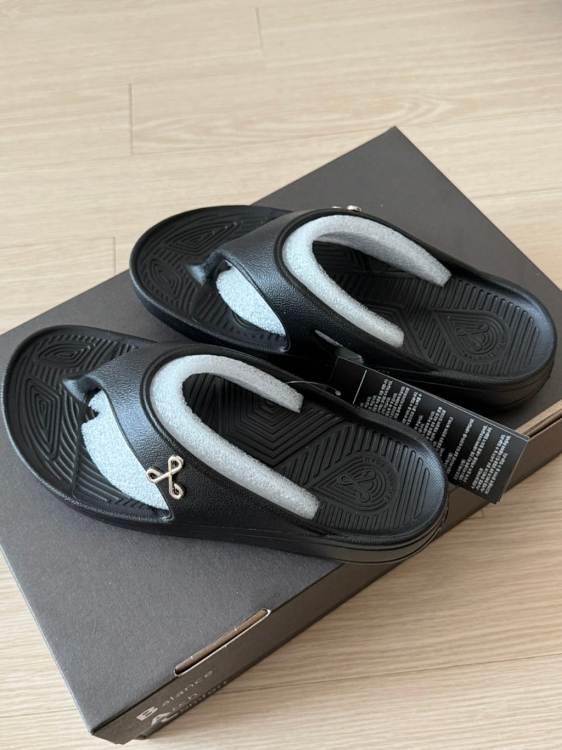 의사가 만든 신발 ‘BARC 바크’ 플립플랍 쪼리 매트블랙 240mm 내돈내산 후기 / 너무 편한데 물....