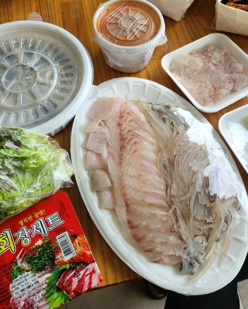 강릉 중앙시장 회포장 고고횟집 추천 후기