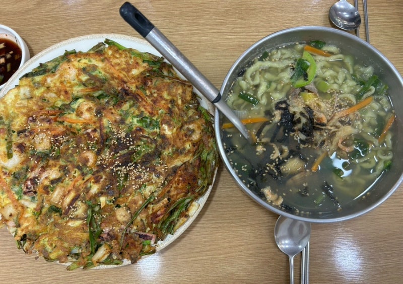 대구 시지:자가제면 칼국수 맛집_봉창이해물칼국수