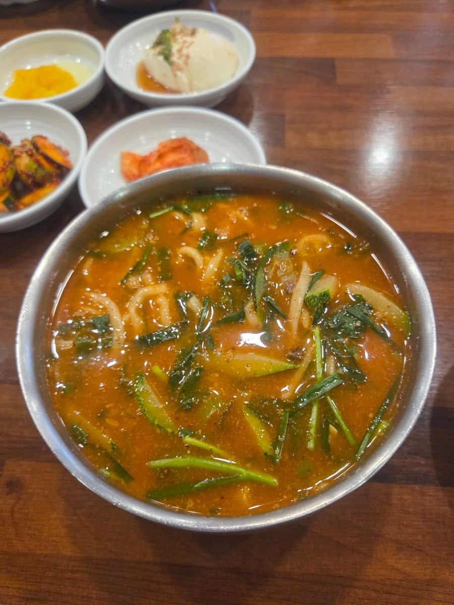 논두렁추어칼국수 사진 3