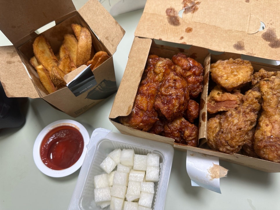 교촌치킨 남산점 사진 2