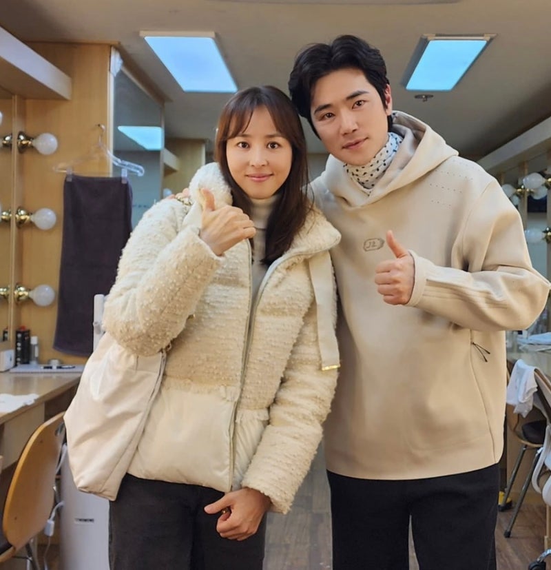 김강우 프로필, 아내 한무영·동서 기성용부터 《유퀴즈》와 《문무》 근황까지
